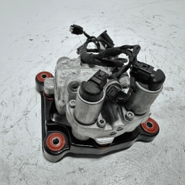 2011-2016 BMW 550 XI AWD Dynamic Drive Suspension Valve Block W/ Bracket OEM