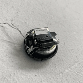 2007 - 2011 Mercedes GL450 Front Right Passenger Door Corner Tweeter Speake