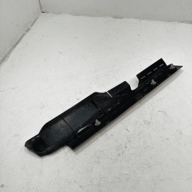 TOYOTA CAMRY 2018-2024 FRONT PASSENGER SIDE FENDER PROTECTOR LEDGE COVER OEM