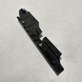TOYOTA CAMRY 2018-2024 FRONT PASSENGER SIDE FENDER PROTECTOR LEDGE COVER OEM