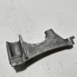 18-24 TOYOTA CAMRY 2.5L FWD FRONT RIGHT SIDE ENGINE FRAME MOUNT SUPPORT BRACKET