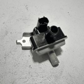 2019 - 2021 TOYOTA CAMRY 2.5l Duty Vacuum Vapor Canister Purge Control Valve OEM