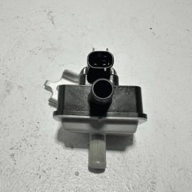 2019 - 2021 TOYOTA CAMRY 2.5l Duty Vacuum Vapor Canister Purge Control Valve OEM