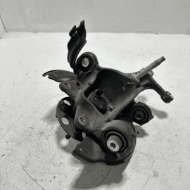TOYOTA CAMRY XSE 2.5L REAR LEFT DRIVER SIDE SPINDLE KNUCKLE HUB 2018-2024 OEM