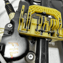 2011-2016 BMW 550XI FRONT LEFT SIDE DOOR PANEL WINDOW REGULATOR W/ MOTOR OEM