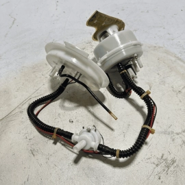 2011-2017 BMW 535i GT 3.0L AWD Gas Tank Reservoir Fuel Pump OEM