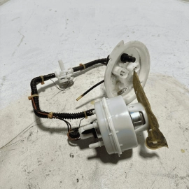 2011-2017 BMW 535i GT 3.0L AWD Gas Tank Reservoir Fuel Pump OEM