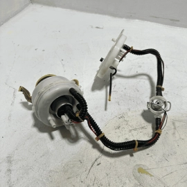 2011-2017 BMW 535i GT 3.0L AWD Gas Tank Reservoir Fuel Pump OEM