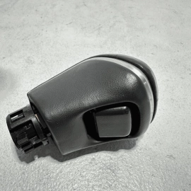 2018 - 2019 TOYOTA CAMRY AUTOMATIC TRANSMISSION GEAR SHIFTER LEVER KNOB OEM