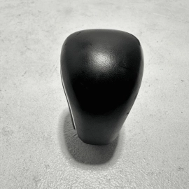 2018 - 2019 TOYOTA CAMRY AUTOMATIC TRANSMISSION GEAR SHIFTER LEVER KNOB OEM