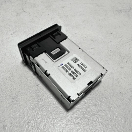 TOYOTA CAMRY 2018-2020 CENTER CONSOLE BACK USB PORT SOCKET SWITCH OEM