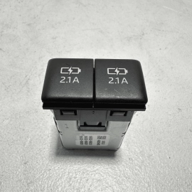 TOYOTA CAMRY 2018-2020 CENTER CONSOLE BACK USB PORT SOCKET SWITCH OEM