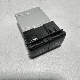 TOYOTA CAMRY 2018-2020 CENTER CONSOLE BACK USB PORT SOCKET SWITCH OEM