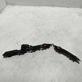 TOYOTA CAMRY 2018-24 REAR RIGHT PASSENGER SIDE BUMPER RETAINER BRACKET BRACE OEM