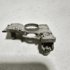 TOYOTA CAMRY 2018-2024 Avalon RAV4 BATTERY NEGATIVE TERMINAL CONNECTOR CLAMP OEM