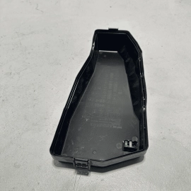 TOYOTA CAMRY 2018-2019 2.5L FUSE RELAY BLOCK BOX COVER UPPER LID OEM