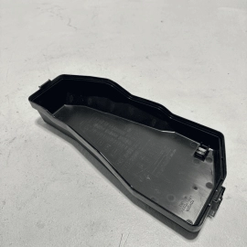 TOYOTA CAMRY 2018-2019 2.5L FUSE RELAY BLOCK BOX COVER UPPER LID OEM