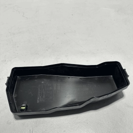 TOYOTA CAMRY 2018-2019 2.5L FUSE RELAY BLOCK BOX COVER UPPER LID OEM