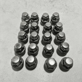 TOYOTA CAMRY 2002-2024 RAV4 Avalon WHEEL RIM LUG NUT BOLT BOLTS OEM =SET OF 20=
