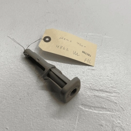 2010-2012 MERCEDES-BENZ GL 450 Front Left Seat Headrest Sleeve Guide Lock O