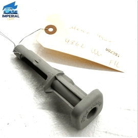 2010-2012 MERCEDES-BENZ GL 450 Front Left Seat Headrest Sleeve Guide Lock O