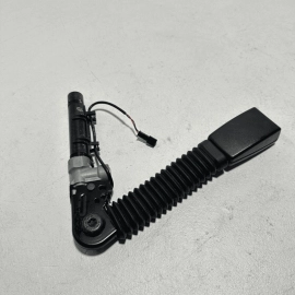 2010-2013 BMW 535I 550I Front Right Passenger Side Seatbelt Seat belt Buckle OEM