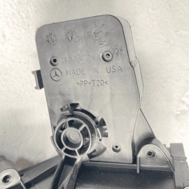 2007-16 Mercedes GL450 Heater Flap Door Slide Duct & Motor Actuator Housing 2007-16 Mercedes GL450 Heater Flap Door Slide Duct & Motor Actuator Housing