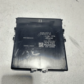 TOYOTA CAMRY KEYLESS SMART KEY CONTROL MODULE UNIT 2018-2020 OEM
