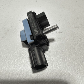 TOYOTA CAMRY 2018-2021 FRONT LEFT OR RIGHT SIDE DOOR CRASH IMPACT SENSOR OEM