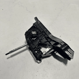 TOYOTA CAMRY TRANSMISSION SHIFT SHIFTER GEAR SELECTOR LEVER OEM 2018-2024