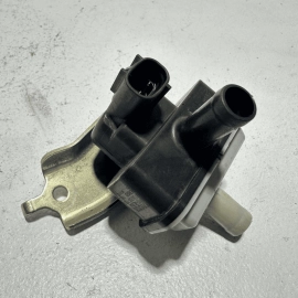 2018 TOYOTA CAMRY 2.5l Duty Vacuum Vapor Canister Purge Control Valve OEM