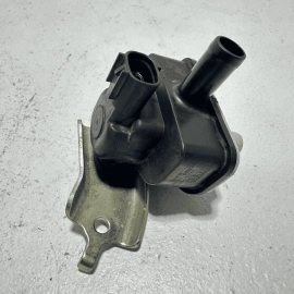 2018 TOYOTA CAMRY 2.5l Duty Vacuum Vapor Canister Purge Control Valve OEM
