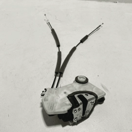 TOYOTA CAMRY 2018-2024 FRONT RIGHT PASSENGER SIDE DOOR LOCK LATCH ACTUATOR OEM