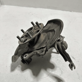 TOYOTA CAMRY FWD REAR DRIVER SIDE SPINDLE KNUCKLE HUB / KNUCKLE 2018-2024 OEM