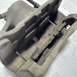 TOYOTA CAMRY 2018-2019 Avalon FRONT LEFT DRIVER SIDE BRAKE CALIPER OEM