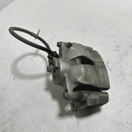 TOYOTA CAMRY 2018-2019 Avalon FRONT LEFT DRIVER SIDE BRAKE CALIPER OEM