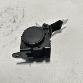 2013-2016 BMW 328 Xi Rear Center Middle 2nd Row Seatbelt Seat Belt Retractor OEM