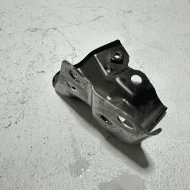 TOYOTA CAMRY FRONT RIGHT PASSENGER SIDE FENDER SUPPORT BRACKET BRCE 2018-24 OEM