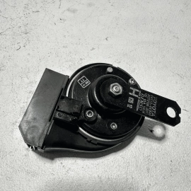 TOYOTA CAMRY Highlander PASSENGER SIDE HIG NOTE TONE HORN SIGNAL 2018-2024 OEM