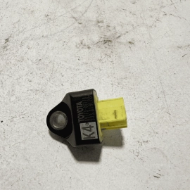 TOYOTA CAMRY FRONT LEFT OR RIGHT IMPACT PRESSURE SENSOR OEM 2018 - 2022