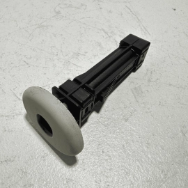 14-17 MERCEDES W222 S550 FRONT RIGHT OR LEFT SEAT HEADREST GUIDE INSERT OEM 1PCS