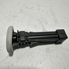 2014-2017 MERCEDES W222 S550 FRONT RIGHT OR LEFT SEAT HEADREST GUIDE INSERT OEM