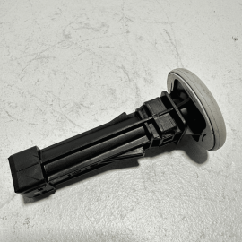 2014-2017 MERCEDES W222 S550 FRONT RIGHT OR LEFT SEAT HEADREST GUIDE INSERT OEM