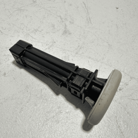 2014-2017 MERCEDES W222 S550 FRONT RIGHT OR LEFT SEAT HEADREST GUIDE INSERT OEM