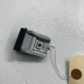 2007-2012 Mercedes X164 GL450 Front Left Driver Door Panel Bracket Holder O