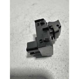 SUBARU IMPREZA RS 2024 REAR LEFT OR RIGHT SIDE DOOR WINDOW SWITCH OEM = 1PCS =