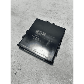 2018-2020 TOYOTA CAMRY SMART KEY KEYLESS ENTRY COMPUTER CONTROL MODULE OEM