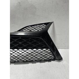 2018-2020 TOYOTA CAMRY XSE Front Bumper Grille Lower OEM