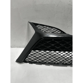 2018-2020 TOYOTA CAMRY XSE Front Bumper Grille Lower OEM
