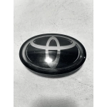 2018-2019-2020 TOYOTA CAMRY XSE FRONT BUMPER GRILLE EMBLEM BADGE LOGO COVER OEM